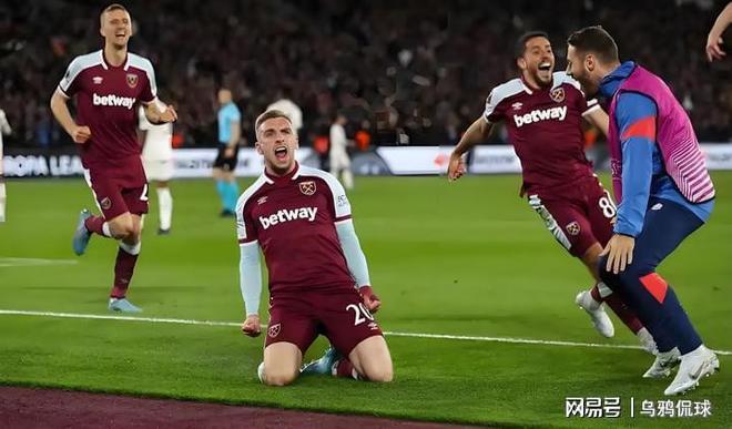 开云体育平台APP-英超场外新闻不断，话题热度爆表