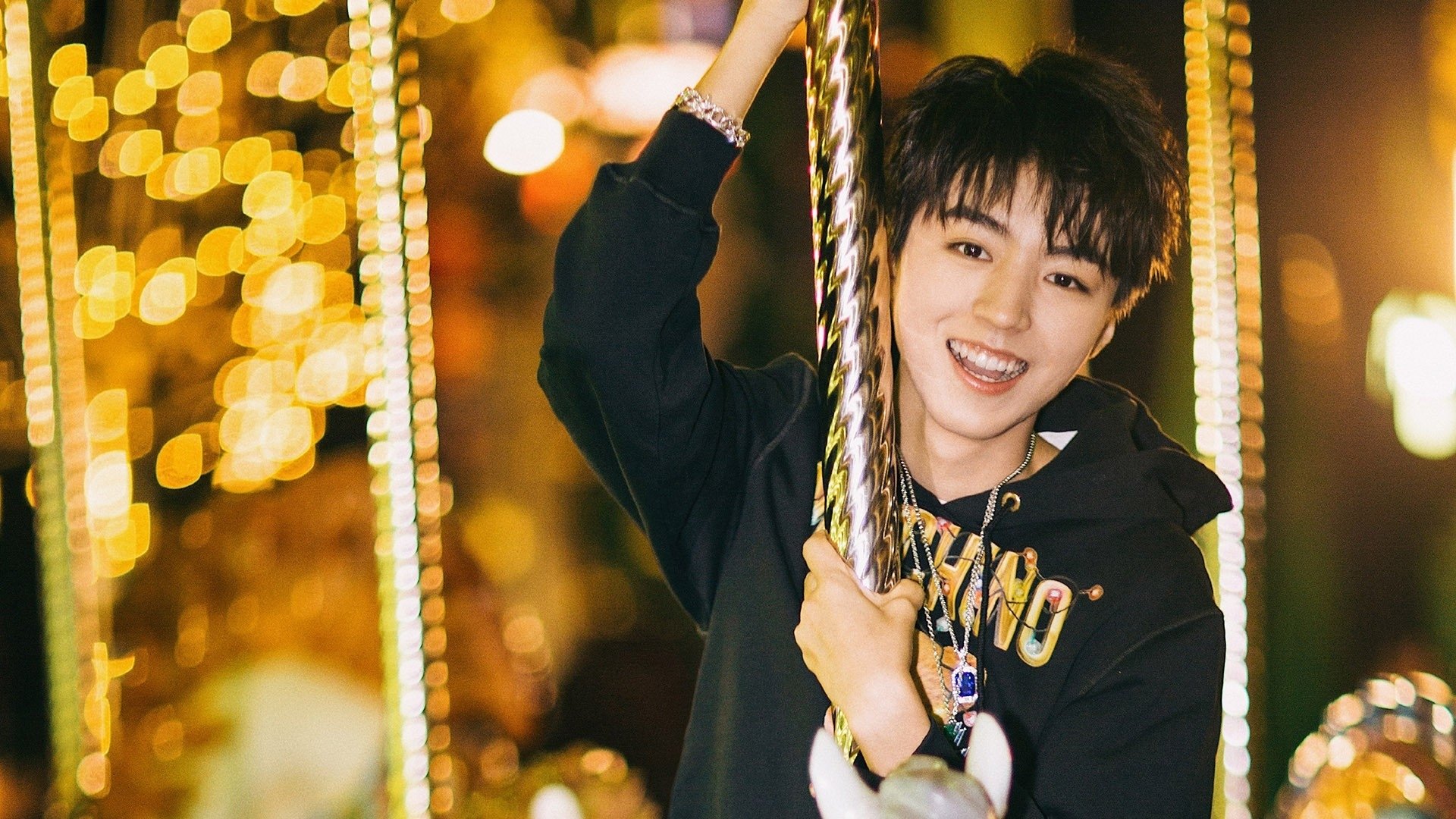 威尔士粉碎厄瓜多尔，阿克成为关键先生