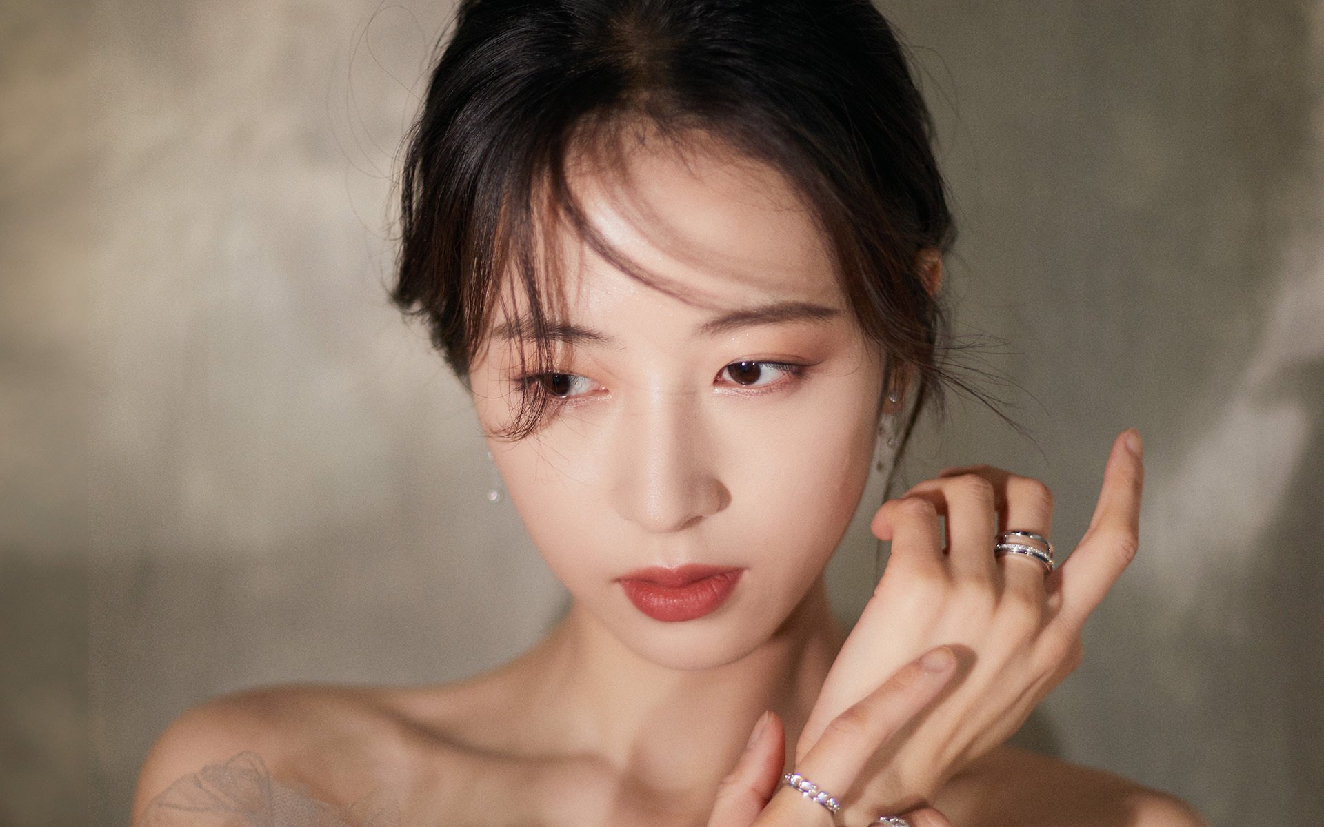 哥伦比亚筑起叹息之墙,完美战术体系让荷兰窒息,坎特式覆盖令对手无解