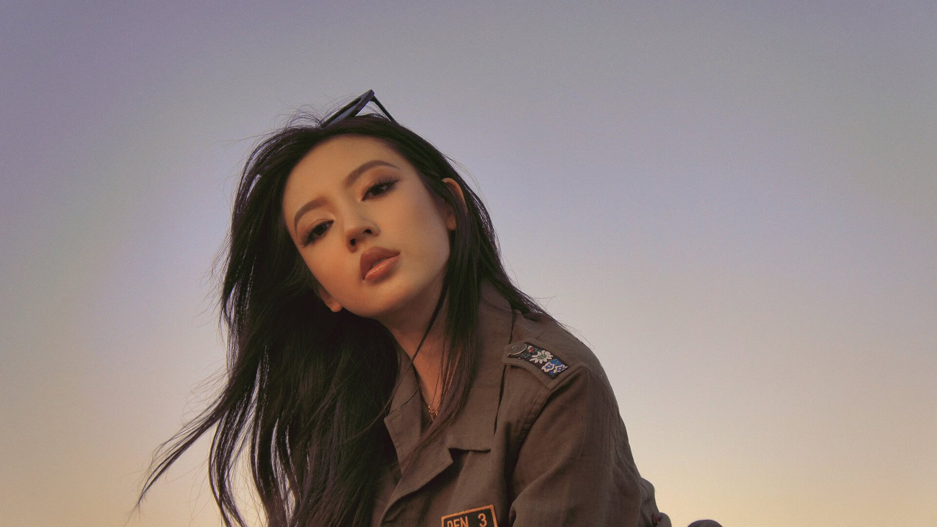 跨界接管，从丹佛高原到拉斯维加斯街道，小贾伦的双重征服