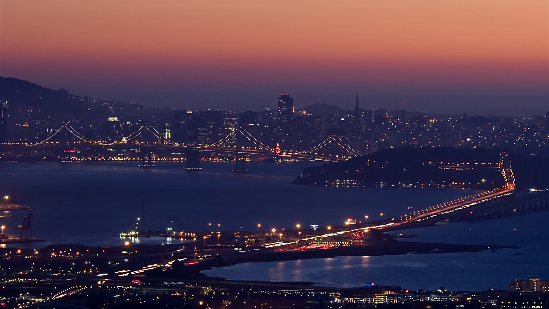 开云体育平台APP-南美鏖战与欧洲爆发，同一足球之夜的两极世界