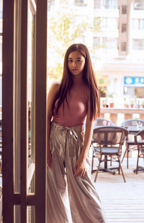 开云体育-跨时空对决，塔图姆超神之夜与雷霆末节奇迹—一场篮球宇宙的量子纠缠