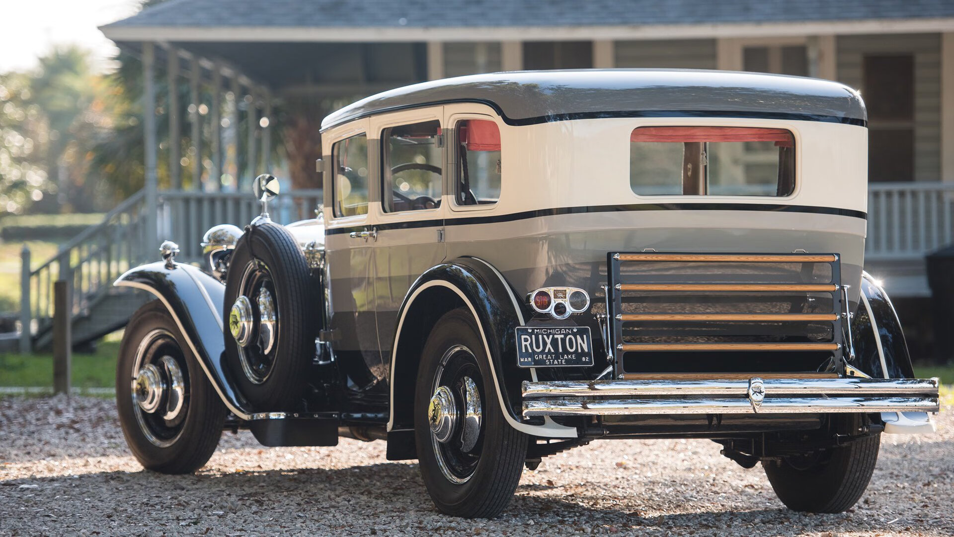 开云体育中国-热火烈焰灼独行侠，世界排名争夺战焦点战胜利