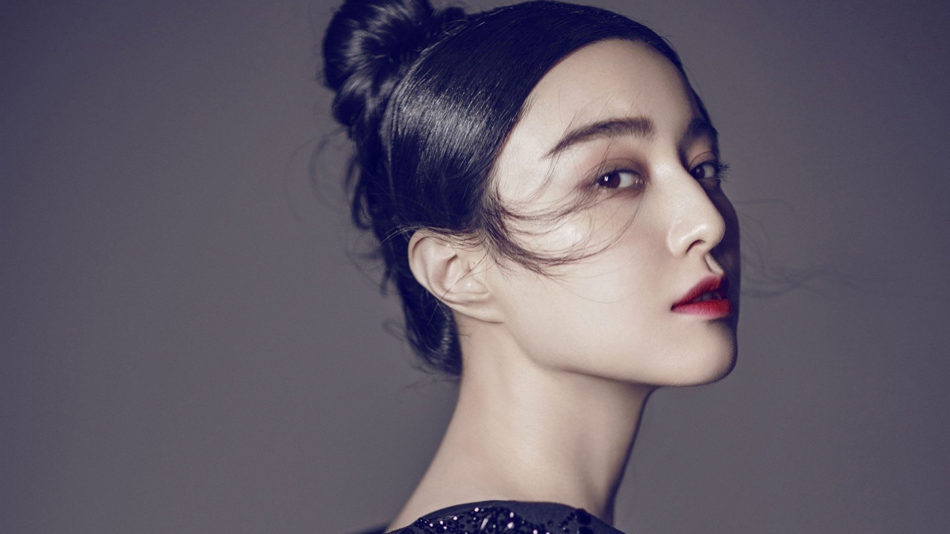 开云体育app-血脉压制！布伦森50分炸裂输出创纪录，勇士生死战力克76人显底蕴