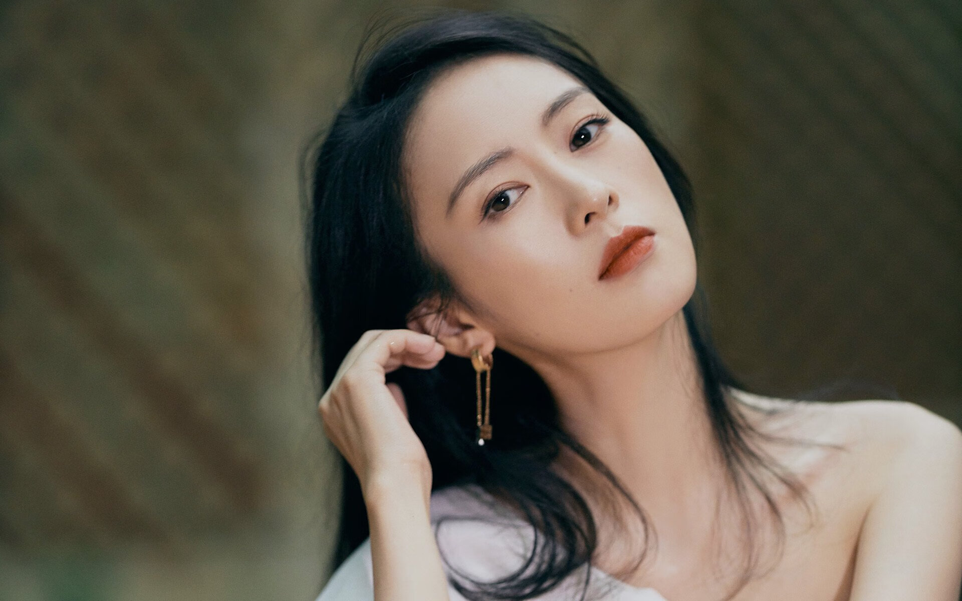 开云体育app-虚拟与现实交错，莫兰特跨界接管独行侠生死战？