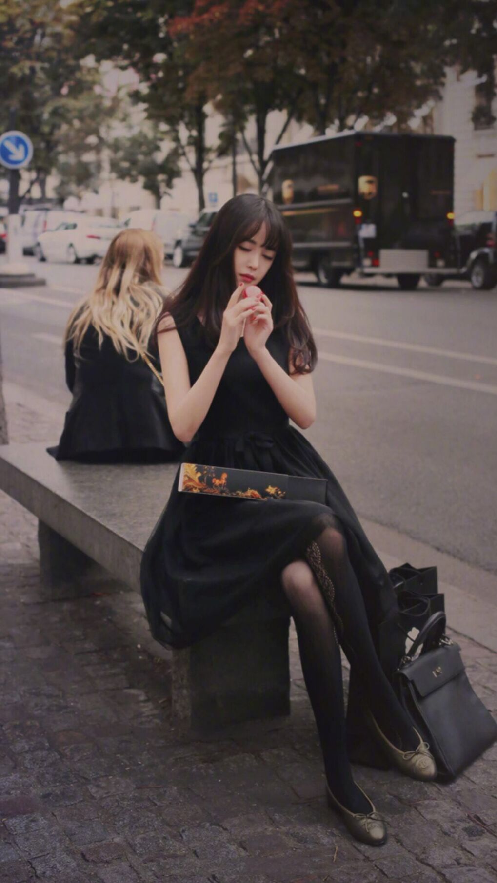 开云体育app-冰火两重天，北欧铁骑的理性碾压与B费那脚撕裂命运的公平一击